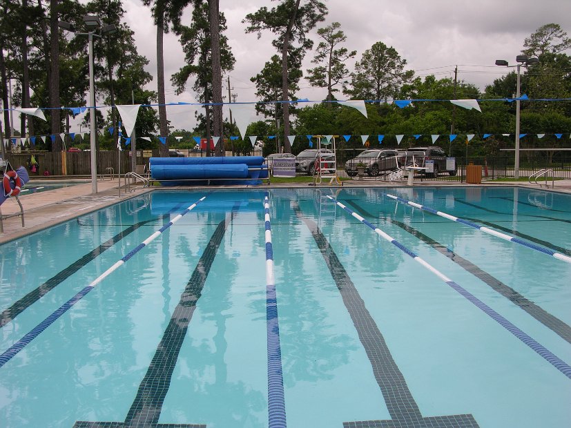 Dad's Club 50 meter olympic pool and childrens pool 1006 Voss Road (16)
